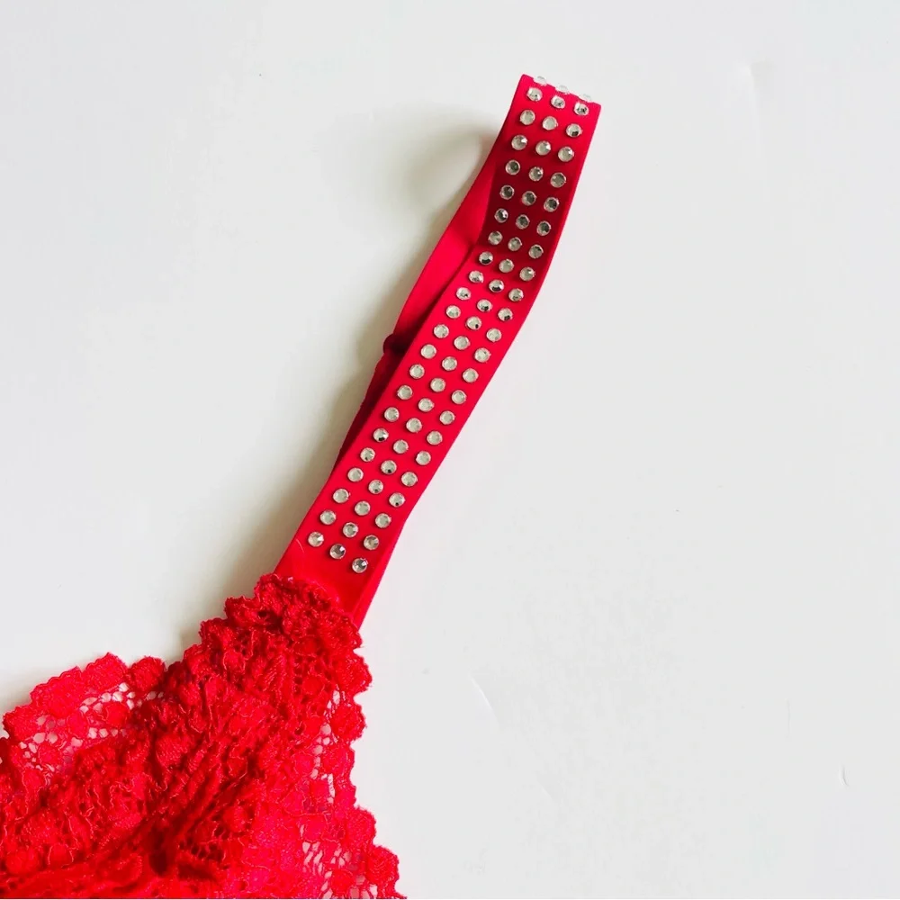 XS SMALL Victoria’s Secret red bling bra set